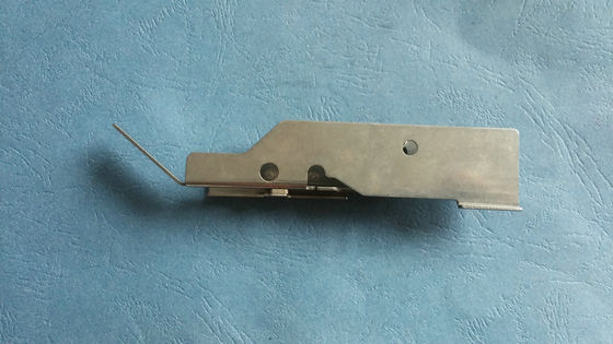 Mua Kim loại SMT Feeder Bộ Phận KW1-M2240-00x Băng Hướng Dẫn Assy YAMAHA CL12MM Feeder Bìa sản xuất trực tuyến